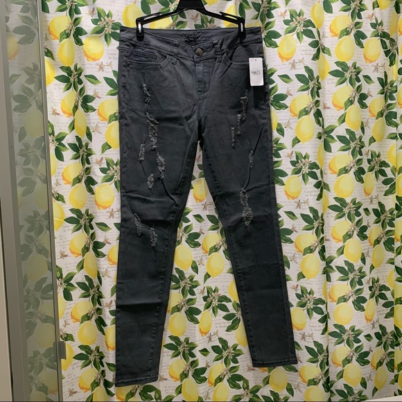 Grey Rue21 ripped jeans size 9 - Picture 8 of 8